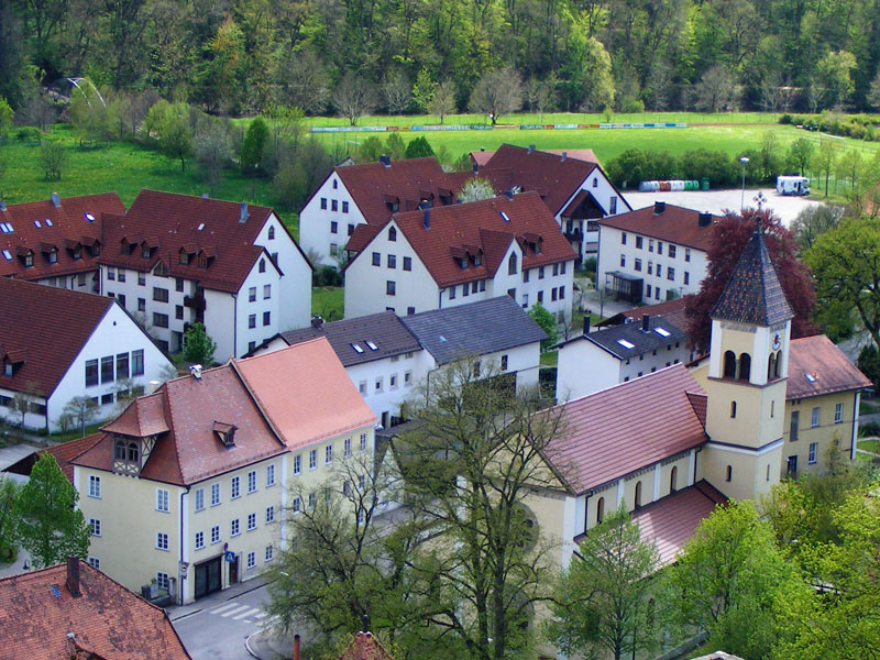 Blick von der Burg zu Pappenheim auf den Ort Foto: Pappenheim
